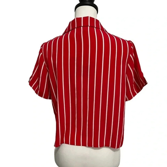 Le Lis | NWT  red white stripes button up crop. Medium. - Picture 3 of 8